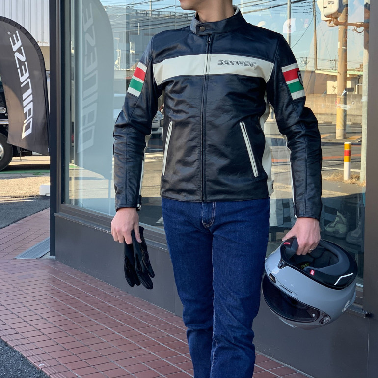 レーシングスピリットを日常に ― HF D1 LEATHER JACKET
